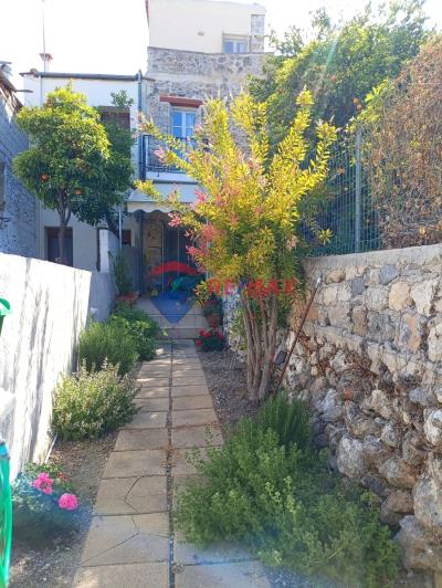 Image No.1-3 Bed Maisonette for sale