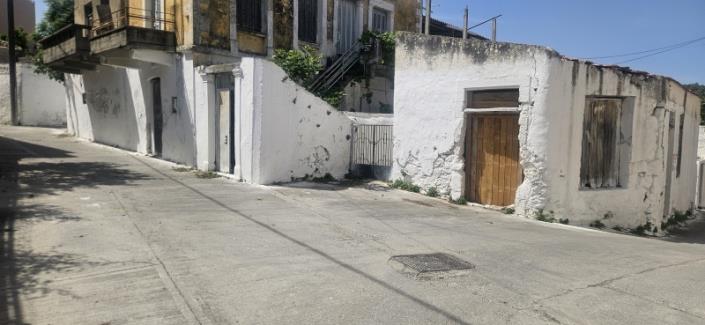 Image No.7-1 Bed Village House for sale