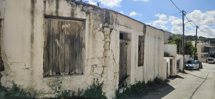 Image No.4-1 Bed Village House for sale