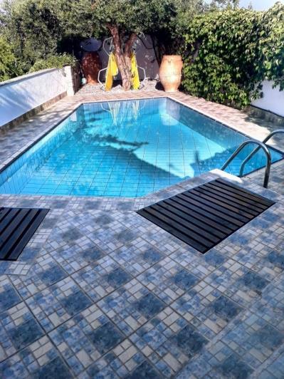 Image No.13-2 Bed Maisonette for sale