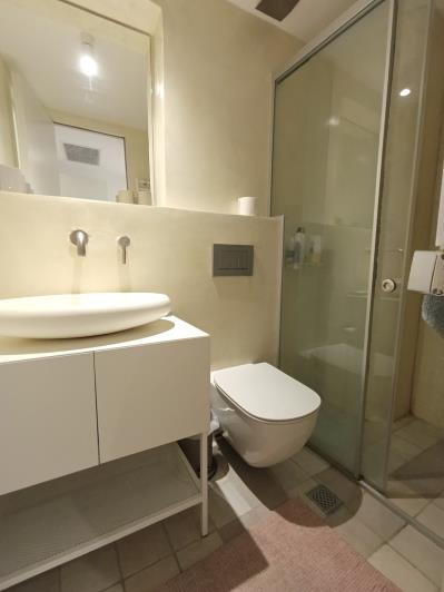 Image No.16-2 Bed Maisonette for sale