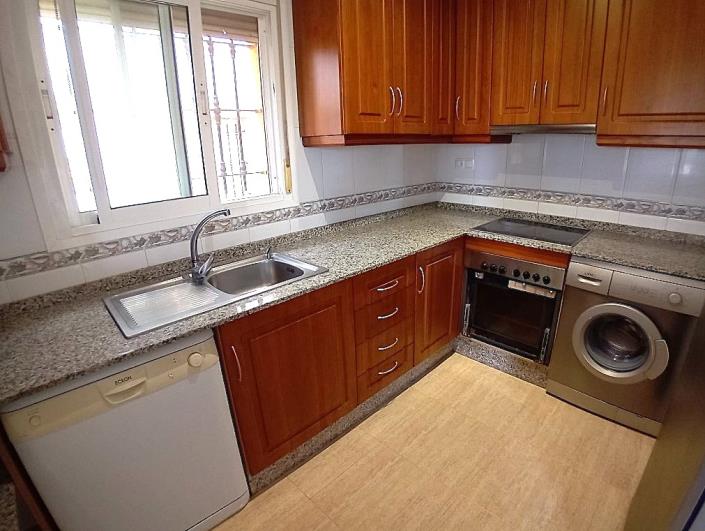 Image No.6-3 Bed Villa / Detached for sale