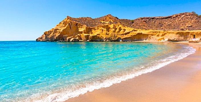 Image No.2-4 Bed Villa / Detached for sale