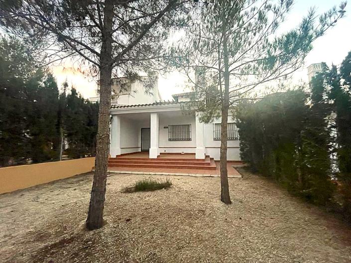 Image No.12-2 Bed Semi-Detached for sale