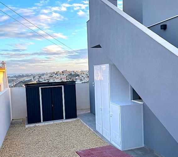 Image No.22-3 Bed Villa / Detached for sale