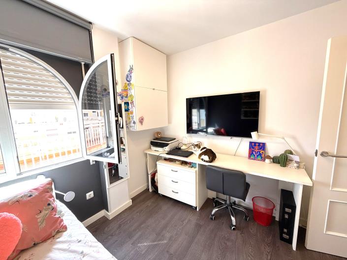 Image No.5-3 Bed Penthouse for sale