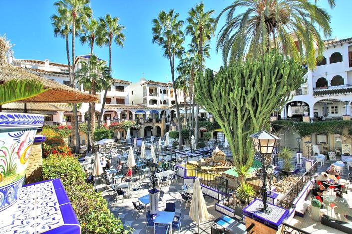 Image No.22-3 Bed Townhouse for sale