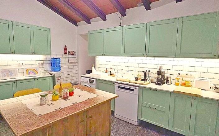 Image No.4-4 Bed Semi-Detached for sale