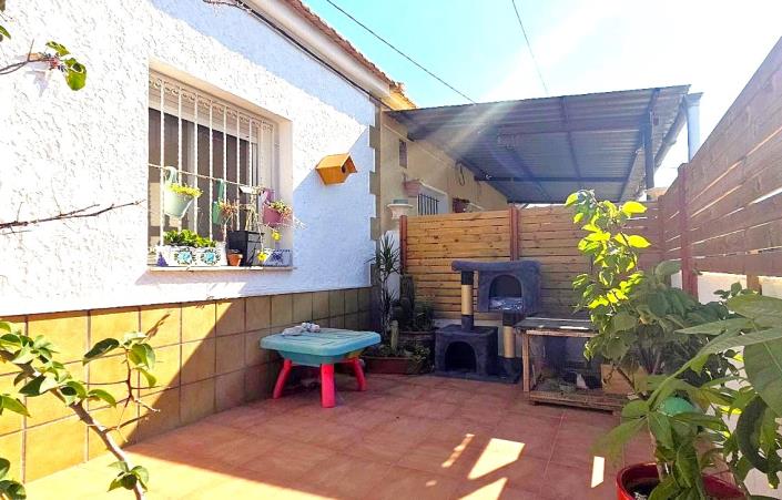 Image No.9-4 Bed Semi-Detached for sale