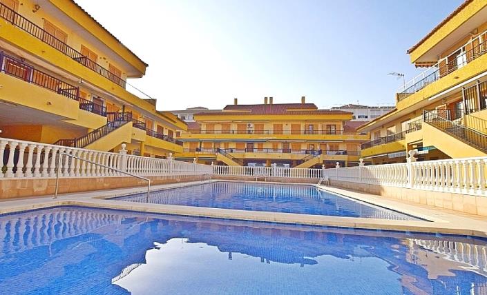 Image No.10-2 Bed Semi-Detached for sale