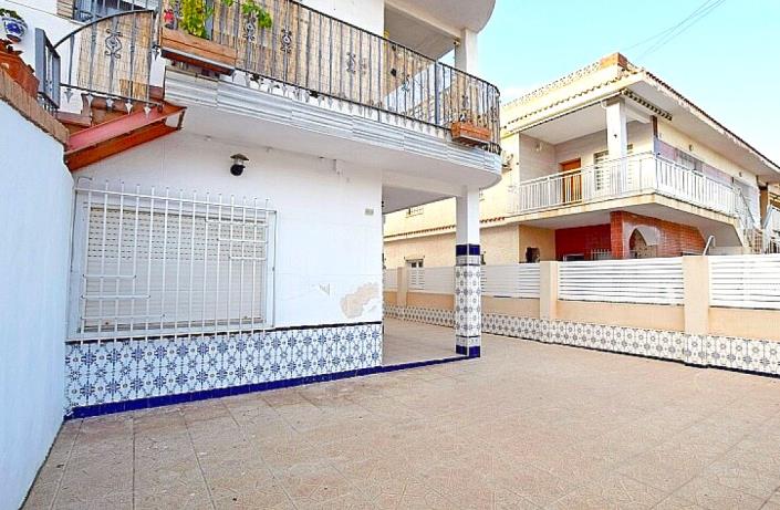 Image No.6-5 Bed Semi-Detached for sale