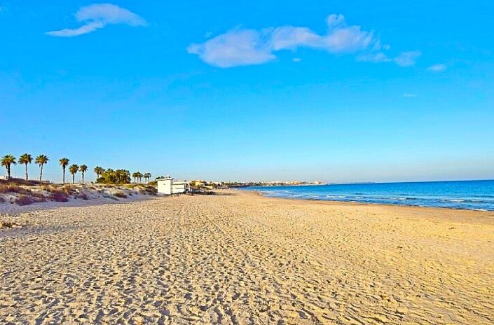 Image No.4-5 Bed Semi-Detached for sale