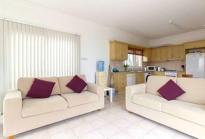 Image No.8-2 Bed Villa / Detached for sale