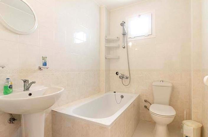 Image No.13-2 Bed Villa / Detached for sale