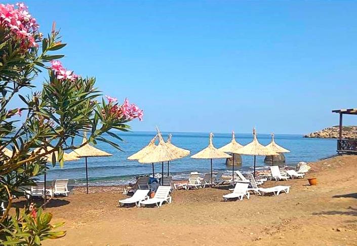 Image No.2-2 Bed Villa / Detached for sale