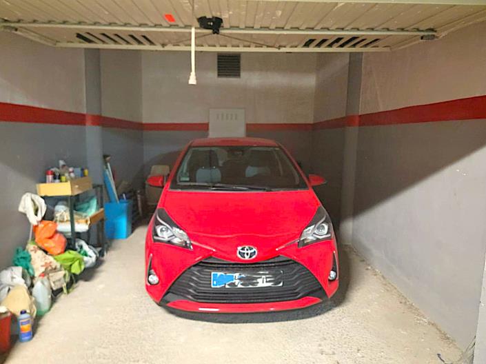 Image No.18-3 Bed Semi-Detached for sale