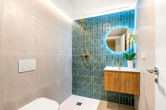 Image No.10-2 Bed Apartment for sale