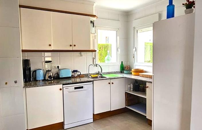 Image No.11-3 Bed Villa / Detached for sale