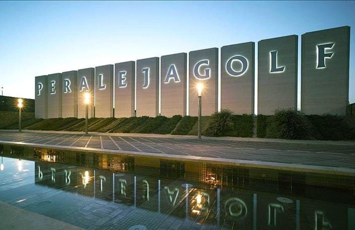 Image No.12-2 Bed Villa / Detached for sale