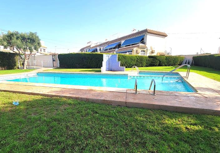 Image No.18-2 Bed Bungalow for sale