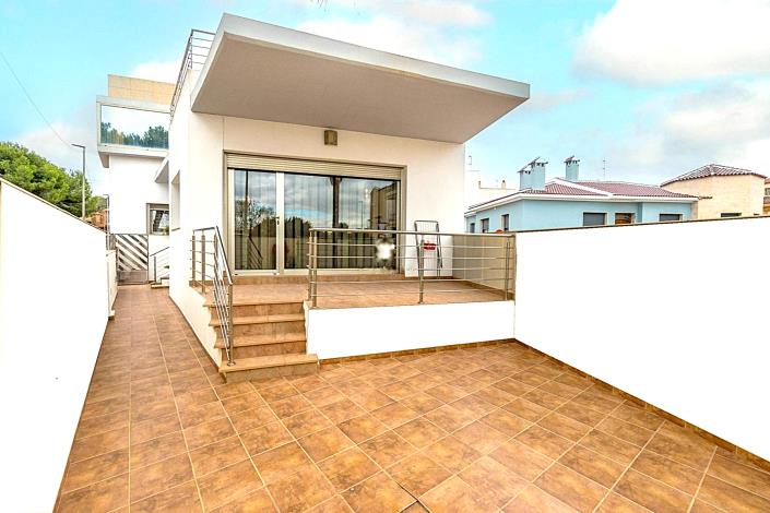 Image No.30-4 Bed Villa / Detached for sale