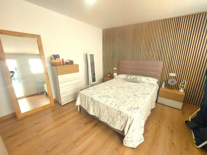 Image No.12-6 Bed Villa for sale