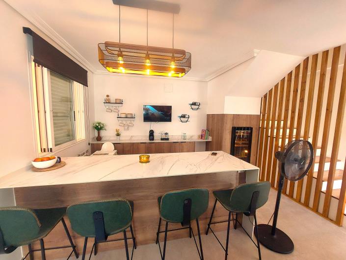 Image No.6-6 Bed Villa for sale