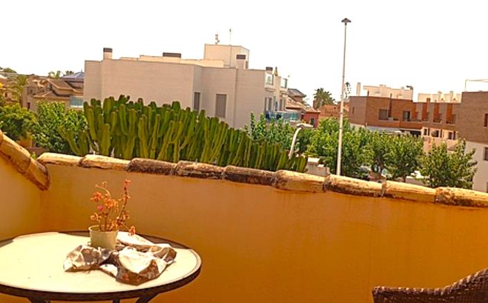 Image No.7-2 Bed Townhouse for sale