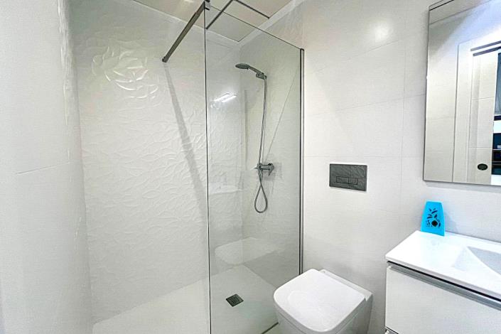 Image No.14-3 Bed Villa / Detached for sale