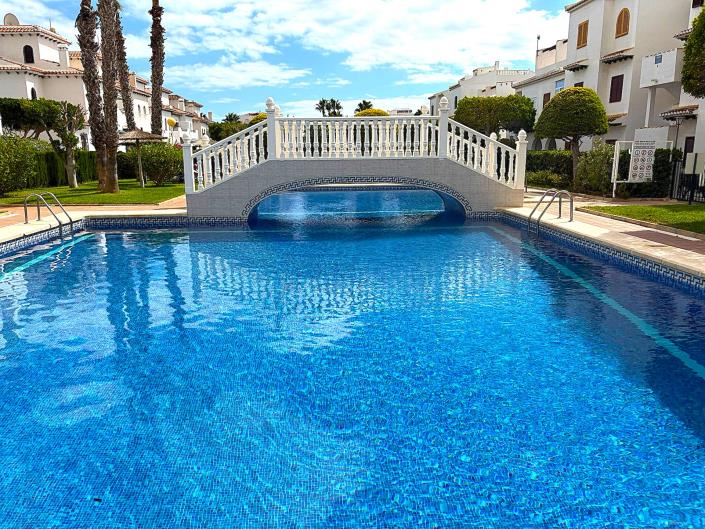 Image No.2-2 Bed Semi-Detached for sale