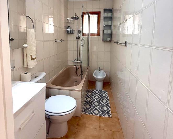 Image No.24-3 Bed Townhouse for sale