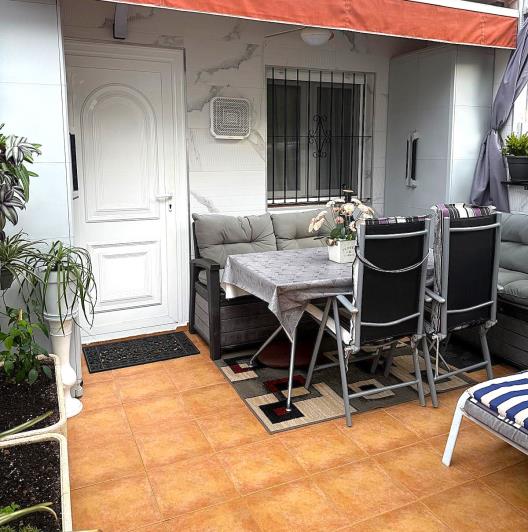 Image No.25-3 Bed Townhouse for sale