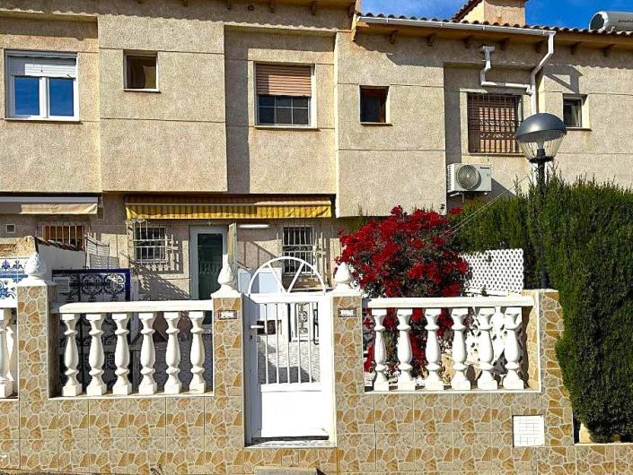 Image No.1-2 Bed Townhouse for sale