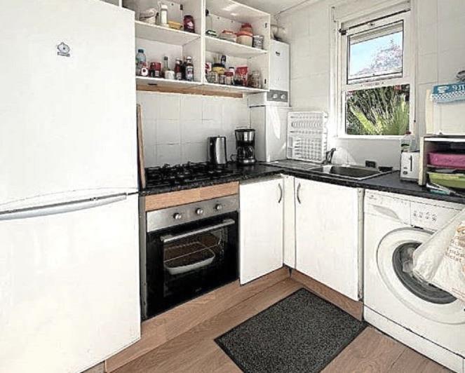 Image No.14-2 Bed Apartment for sale