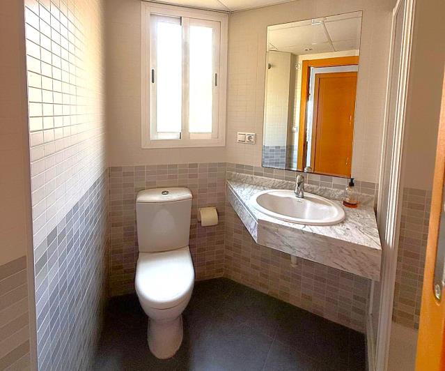 Image No.28-4 Bed Apartment for sale