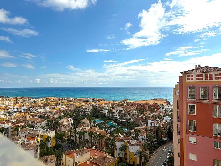 Image No.33-4 Bed Apartment for sale