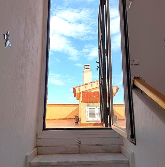 Image No.44-4 Bed Apartment for sale