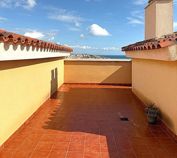 Image No.47-4 Bed Apartment for sale