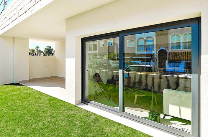 Image No.4-2 Bed Apartment for sale