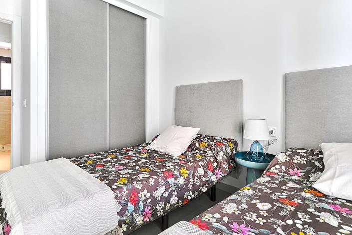 Image No.12-2 Bed Apartment for sale