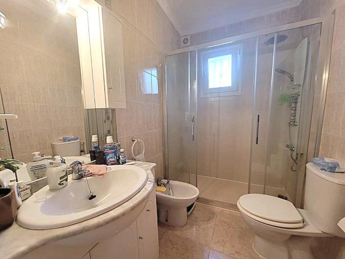 Image No.9-3 Bed Villa for sale