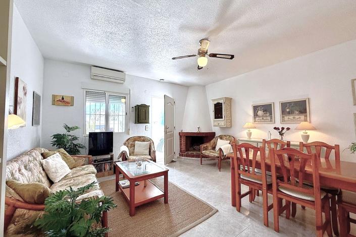 Image No.19-3 Bed Townhouse for sale