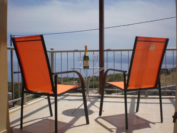 Image No.9-2 Bed Villa / Detached for sale