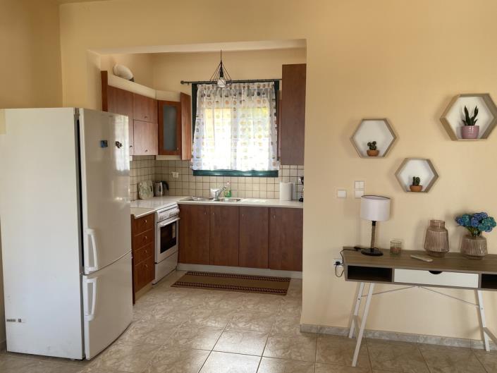 Image No.10-3 Bed Maisonette for sale