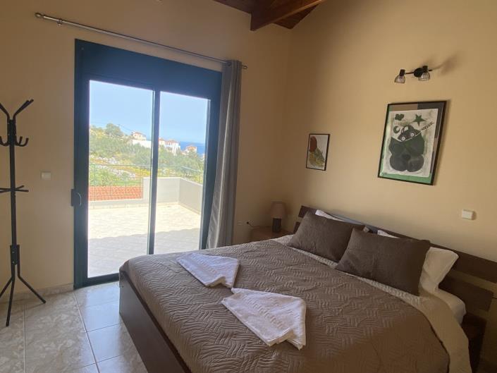 Image No.13-3 Bed Maisonette for sale