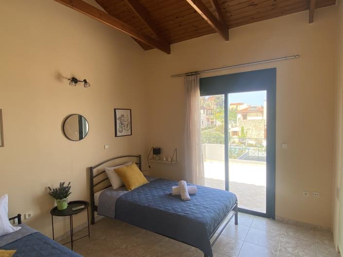 Image No.16-3 Bed Maisonette for sale