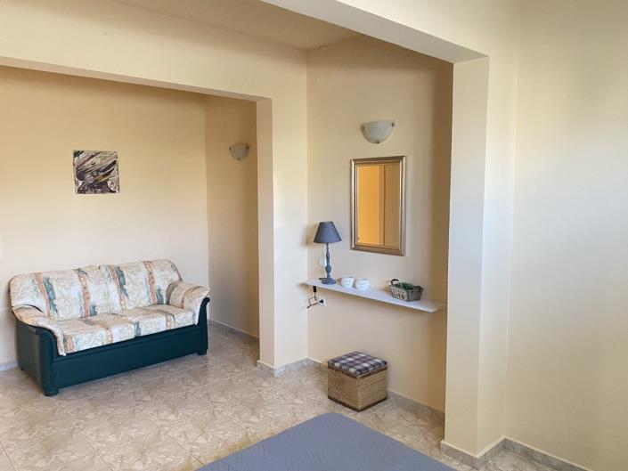 Image No.26-3 Bed Maisonette for sale