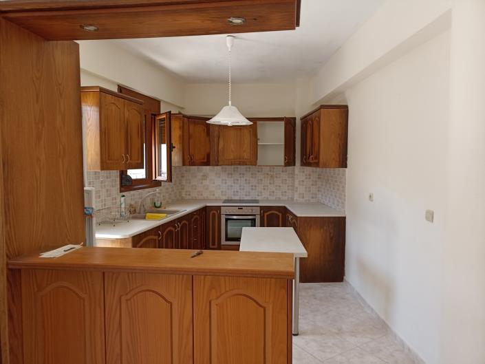 Image No.9-2 Bed House for sale