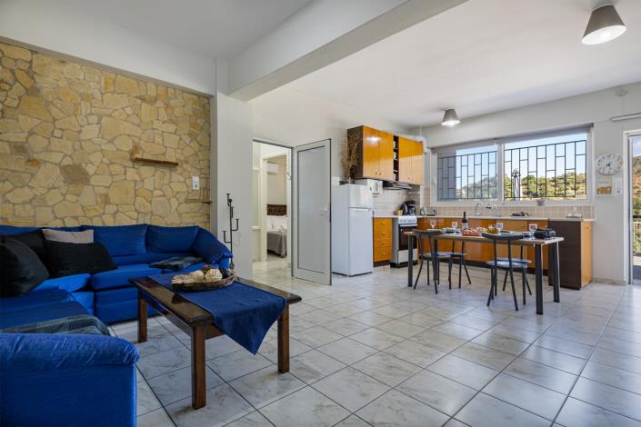 Image No.6-2 Bed House for sale