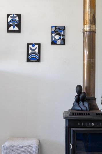 Image No.8-2 Bed House for sale